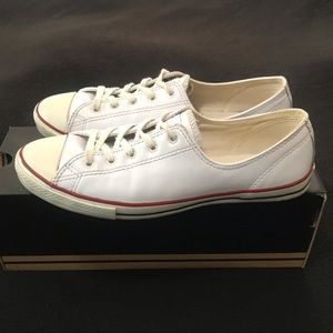 Converse White Leather sneakers Size 7